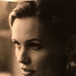 Meet your Posher, Valerie